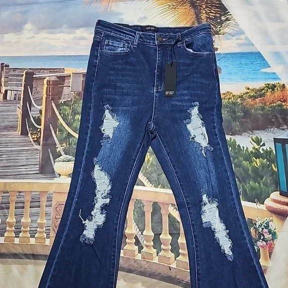 Nina Rossi Distressed High Rise Flare Jeans Size 11 NWT - Picture 3 of 6